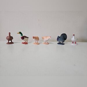 Vintage plastic Birds Farm Countryside Set of 6